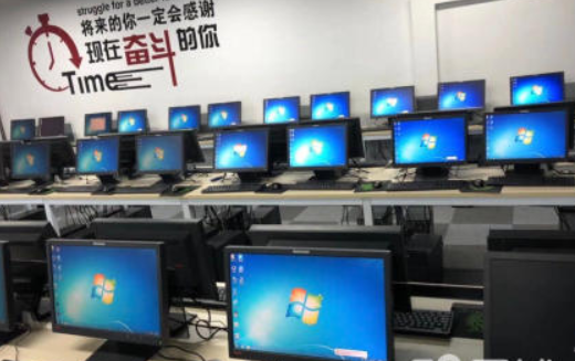 大量多款辦公電腦i3i5四核游戲主機(jī).送上門365保修 (圖1) 大量多款辦公電腦i3i5四核游戲主機(jī).送上門365保修 (圖1)
